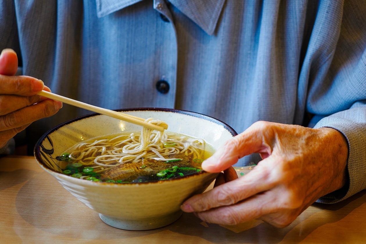 試行錯誤の末に生まれた、
新庄の冷たい肉そば。